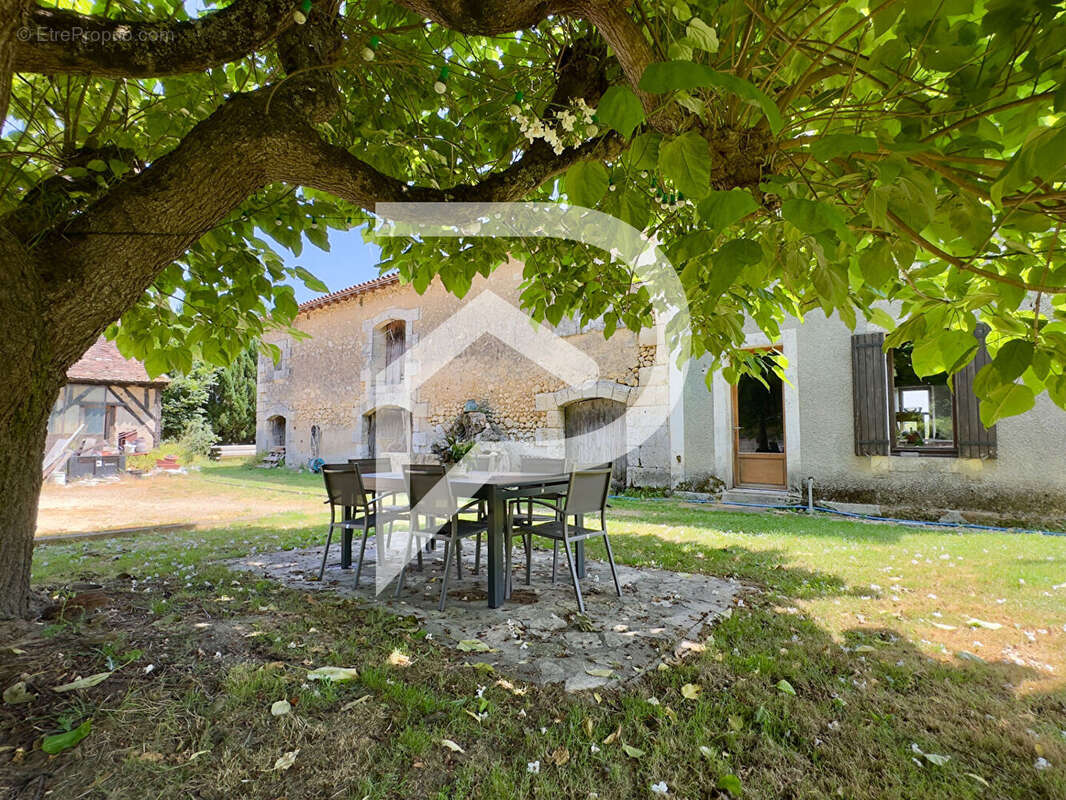 Maison à BEAUPOUYET