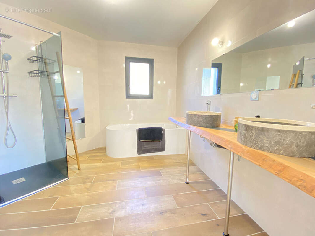 Maison à SAINT-YAGUEN