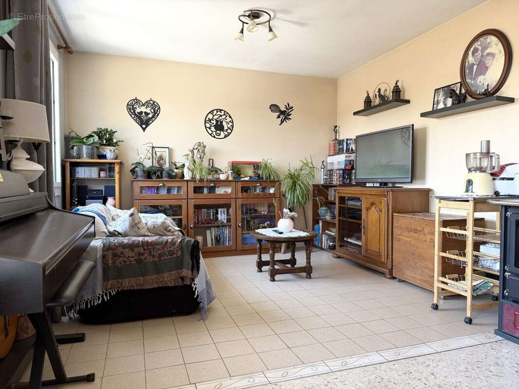 Salon