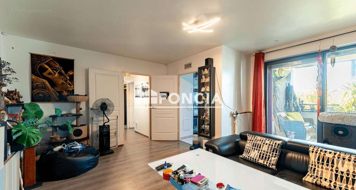 Appartement à LE RAINCY