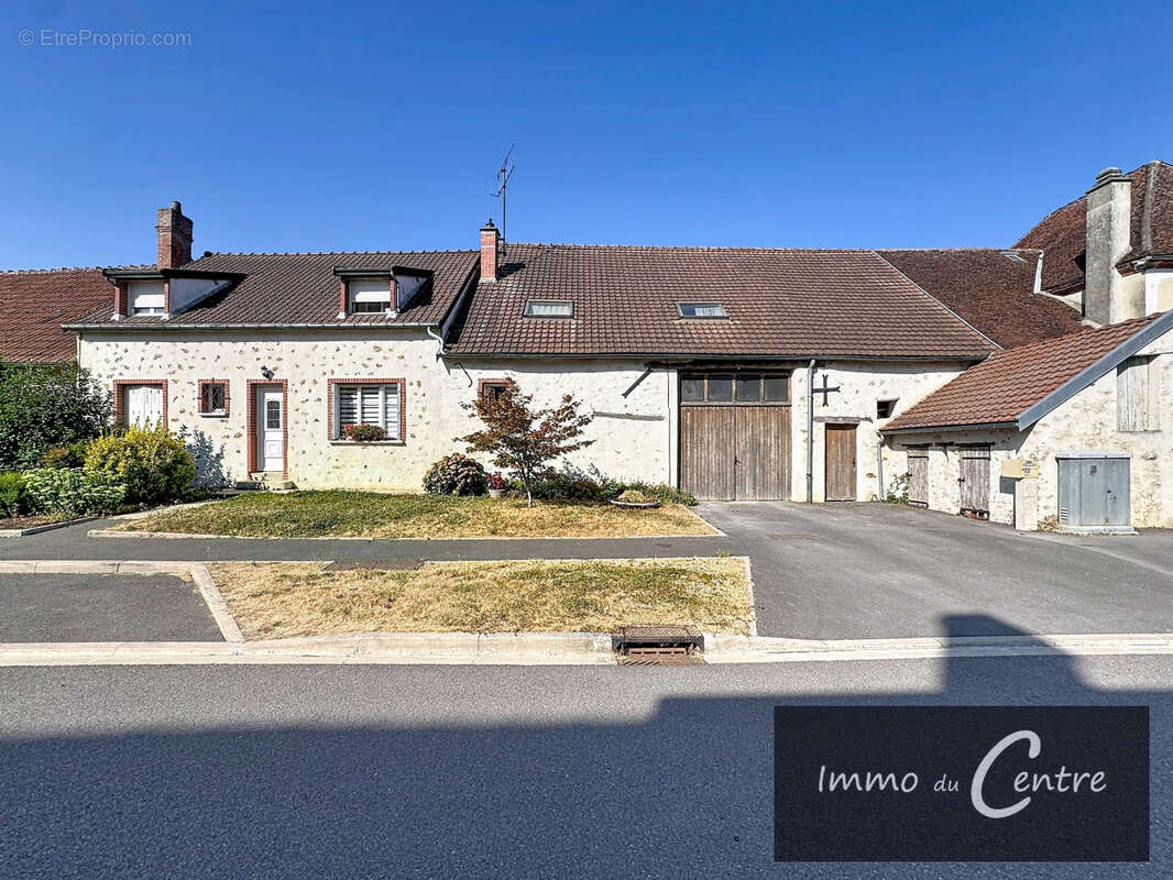 Maison de village avec vie de plain-pied - photo 2