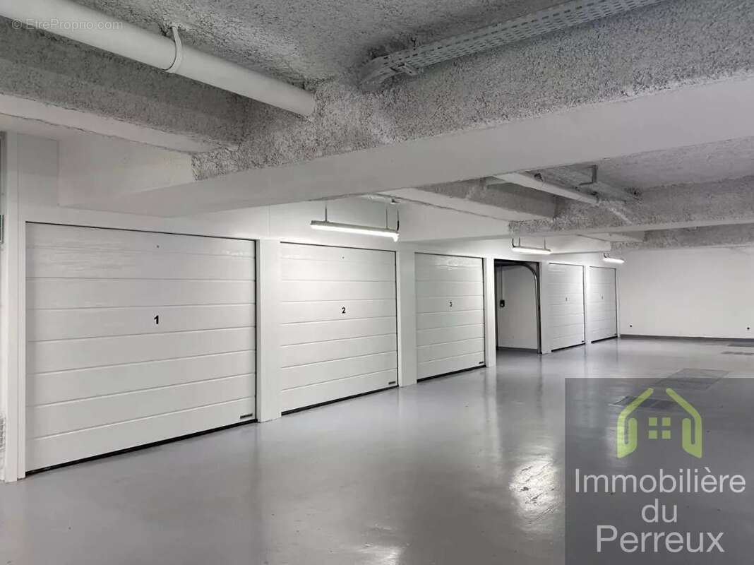 Appartement à LE PERREUX-SUR-MARNE