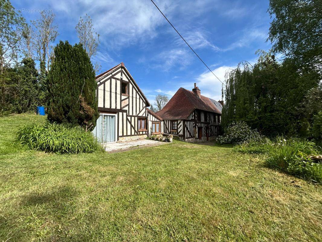 Maison à SAINT-MARTIN-DE-LA-LIEUE