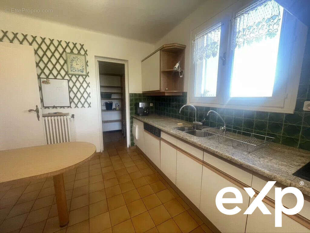 Maison à BAGNOLS-SUR-CEZE