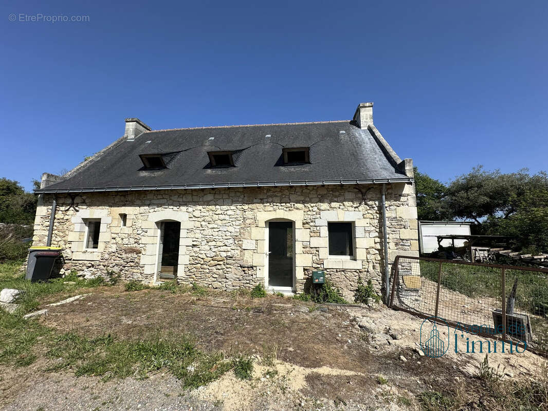 Maison à MAZE