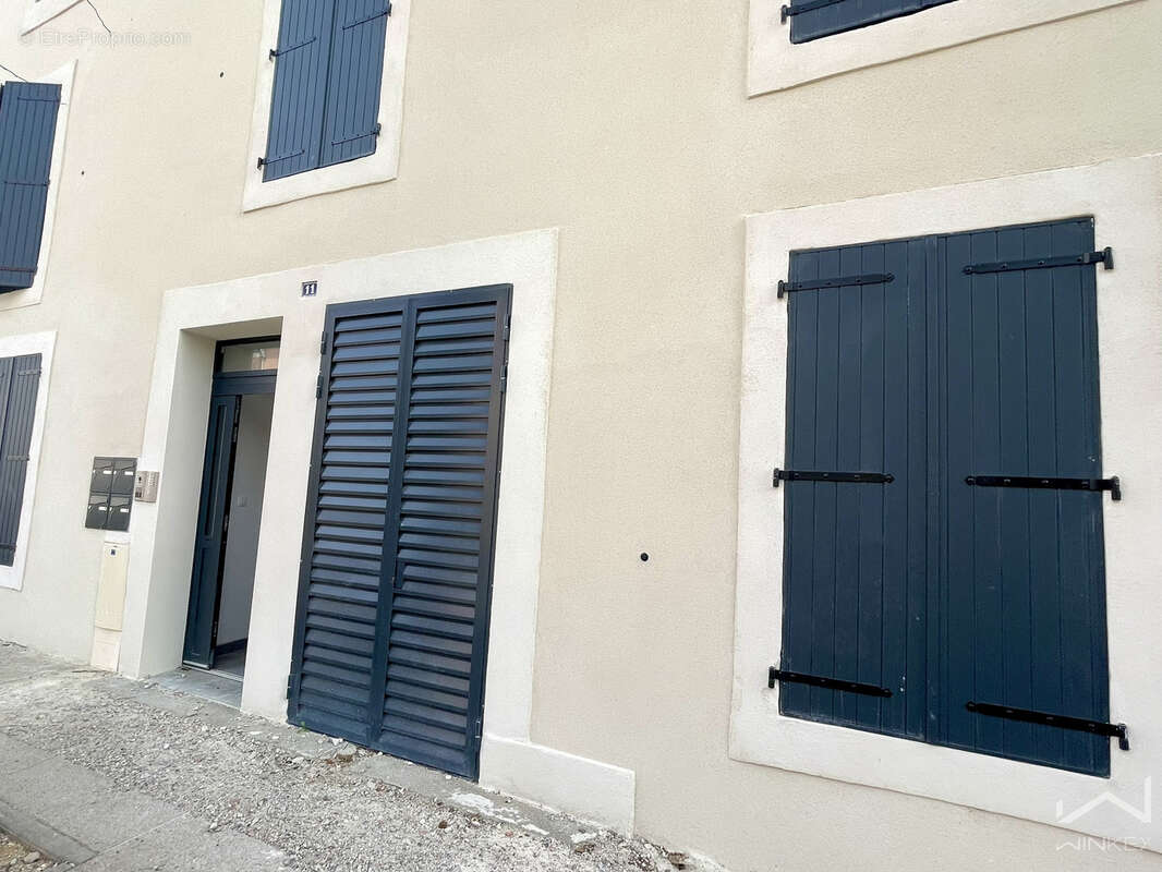 Appartement à SAINTE-CECILE-LES-VIGNES