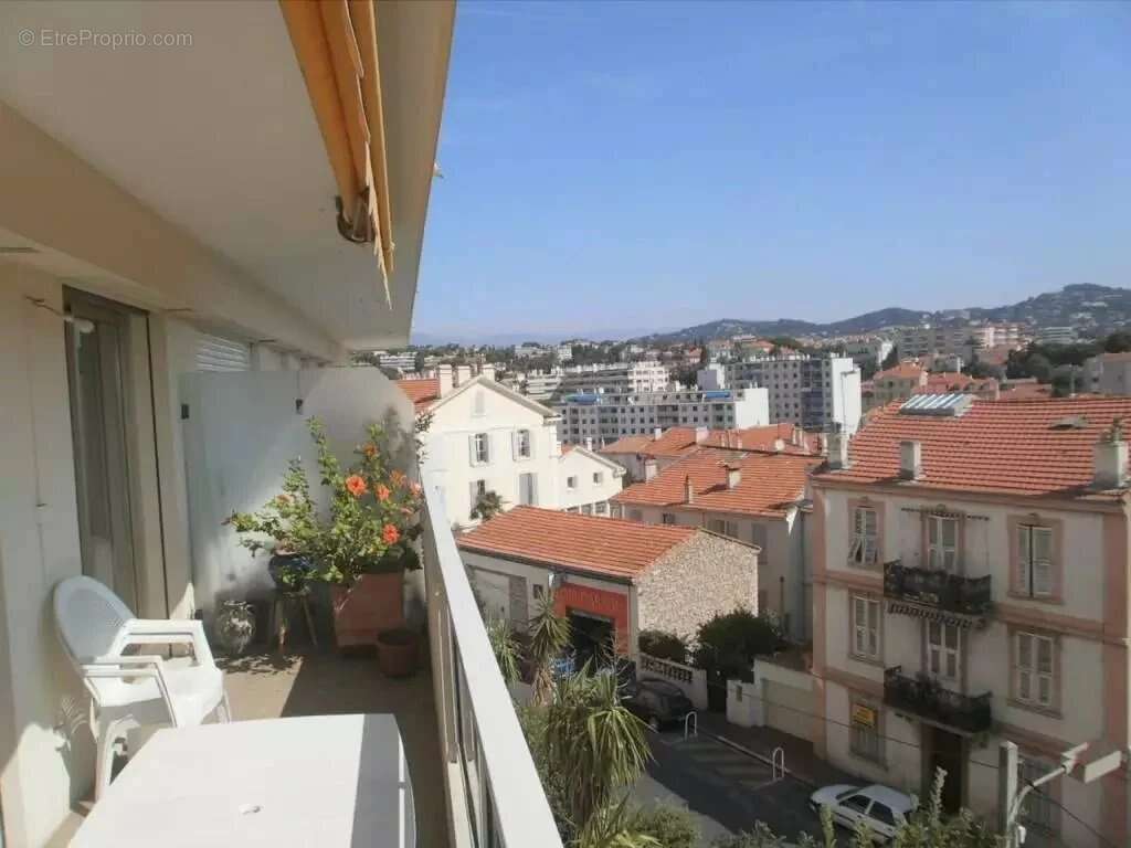 SéduisantT3 de 81 m2  à 550 m de la rue d'Antibes - photo 4