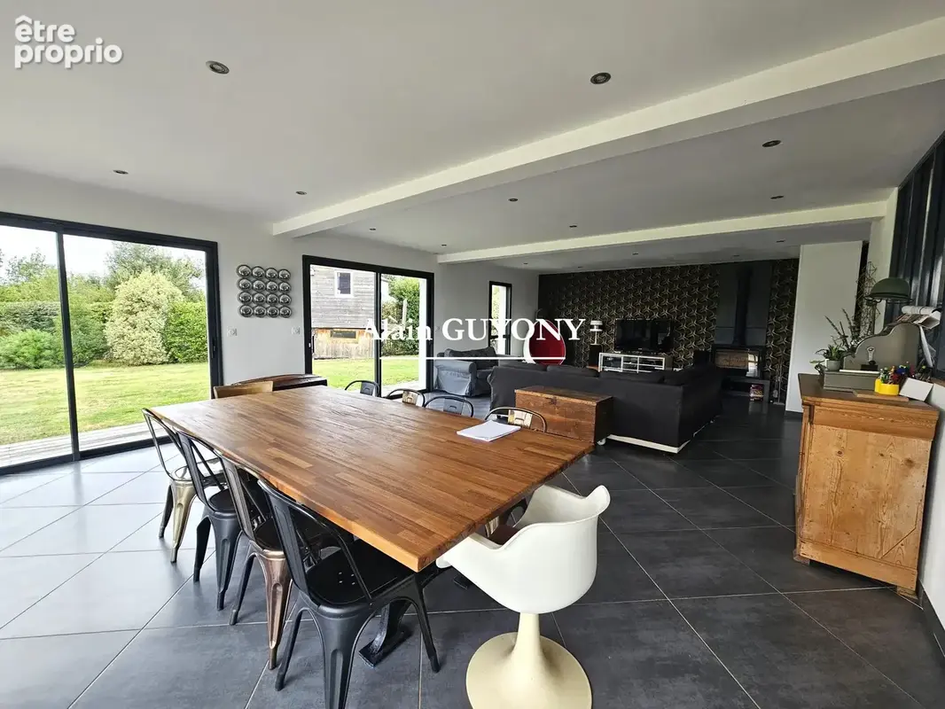 Maison 6 pièces 204 m² à vendre à Pont-L'eveque (14130) - photo 3