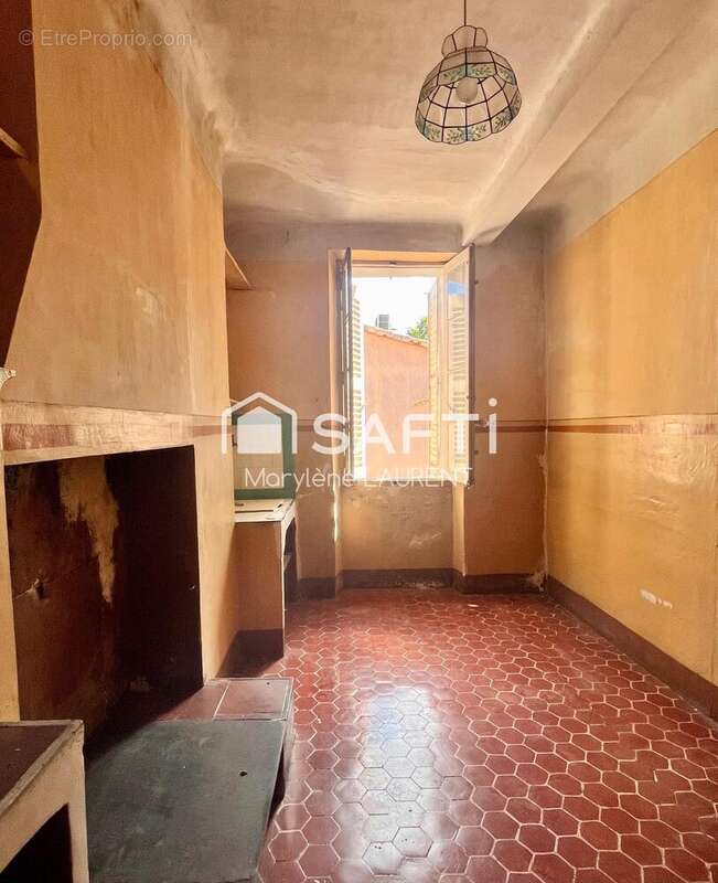 Photo 6 - Maison à COLLOBRIERES