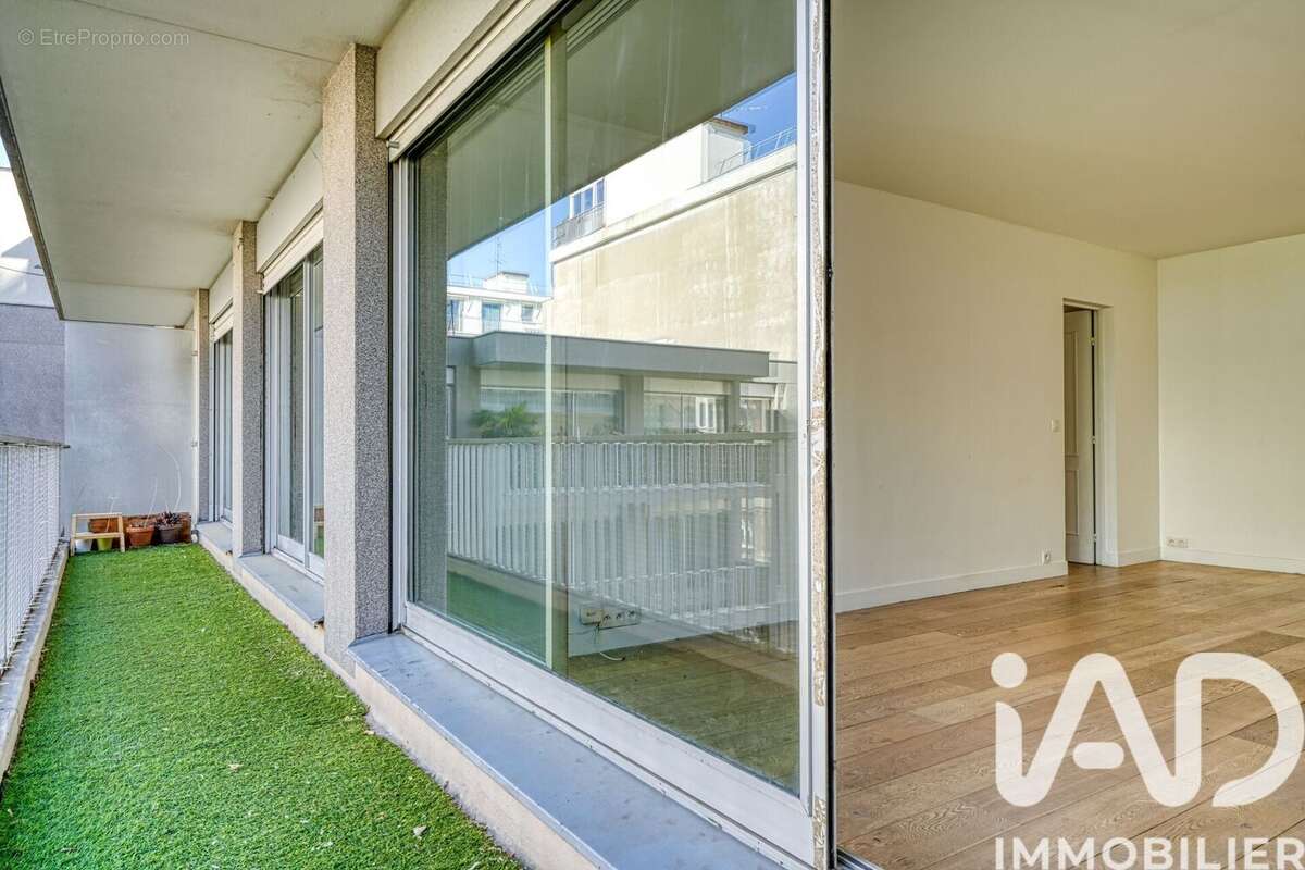 Photo 4 - Appartement à PARIS-15E