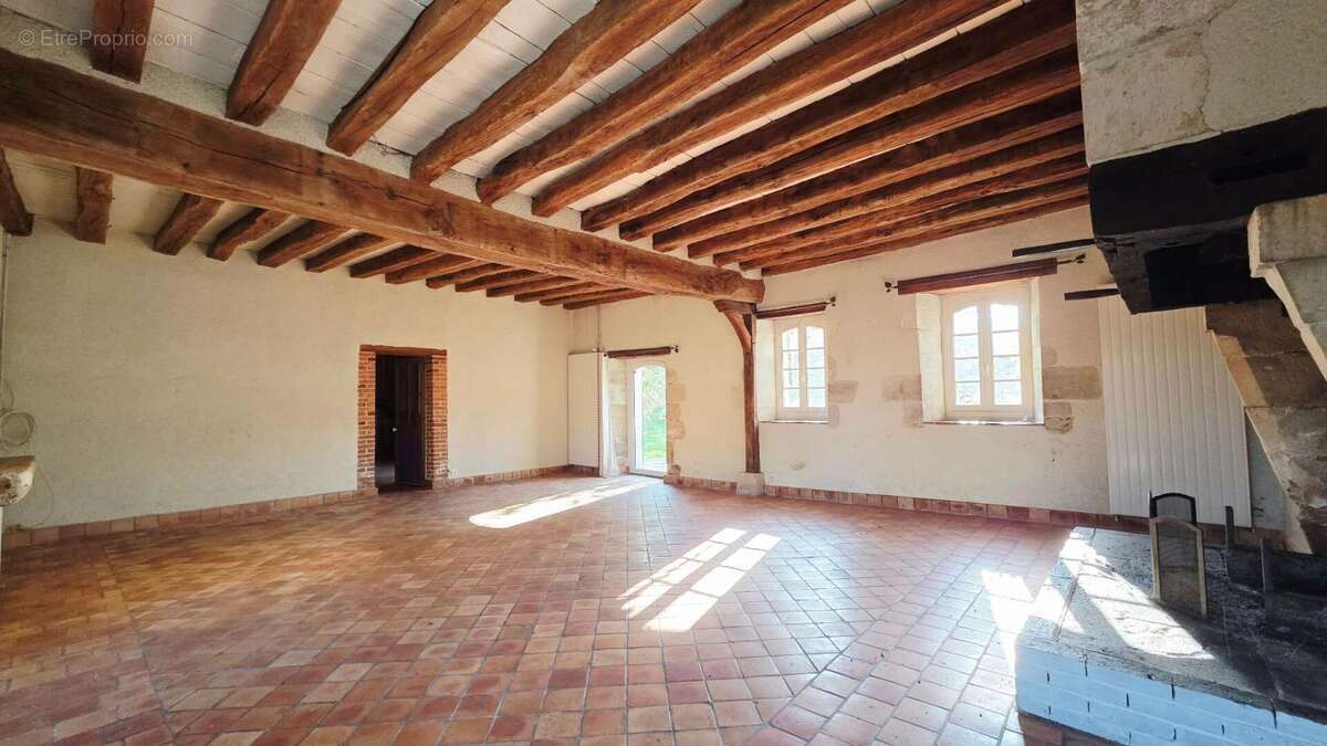 Marmagne propriete 13 pieces 8 chambres - photo 2
