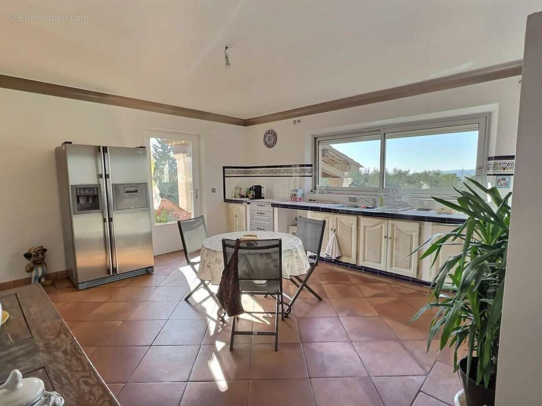 Maison à ROUSSILLON