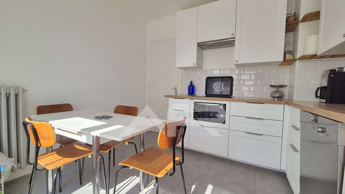 Maison indépendante avec jardin, dépendance CHATOU - photo 9