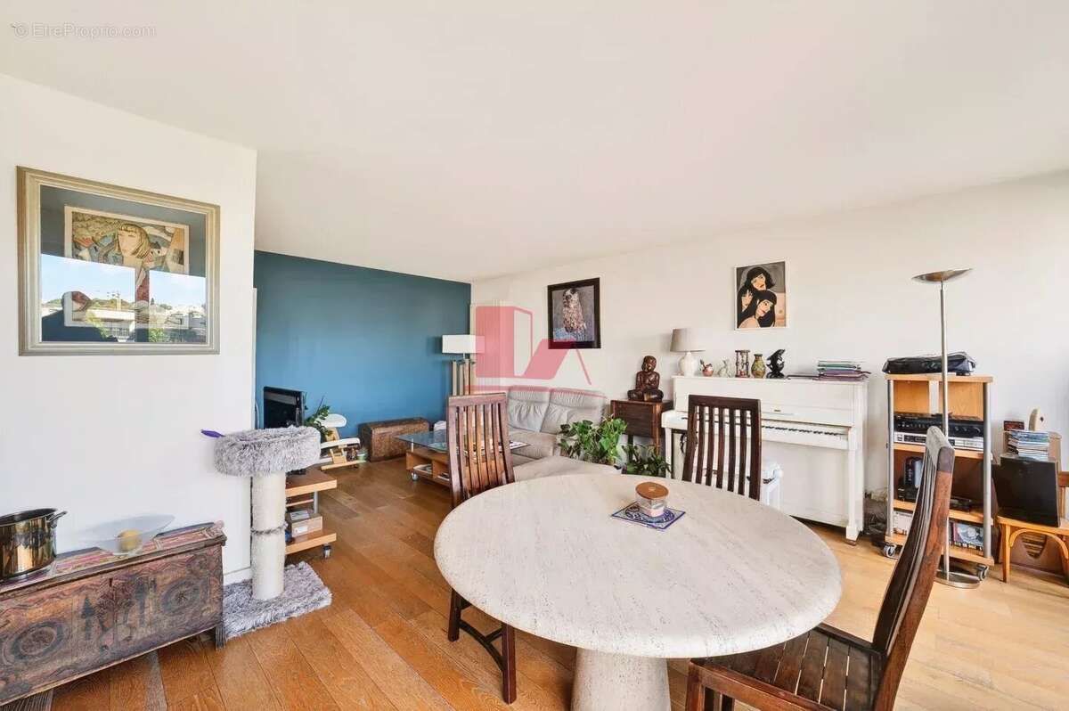 Appartement à ISSY-LES-MOULINEAUX