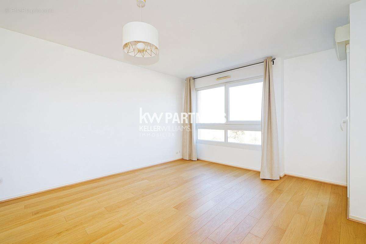 Appartement à SAINT-OUEN