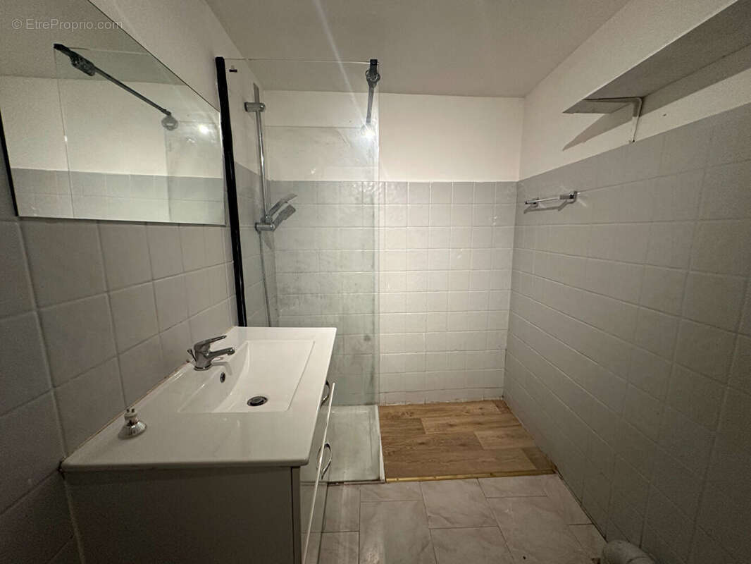 Appartement à SAINT-MAXIMIN-LA-SAINTE-BAUME