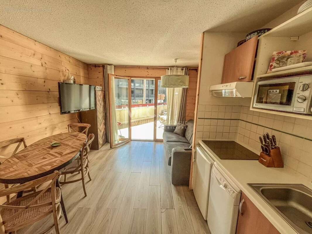 Appartement à SAINT-ETIENNE-DE-TINEE