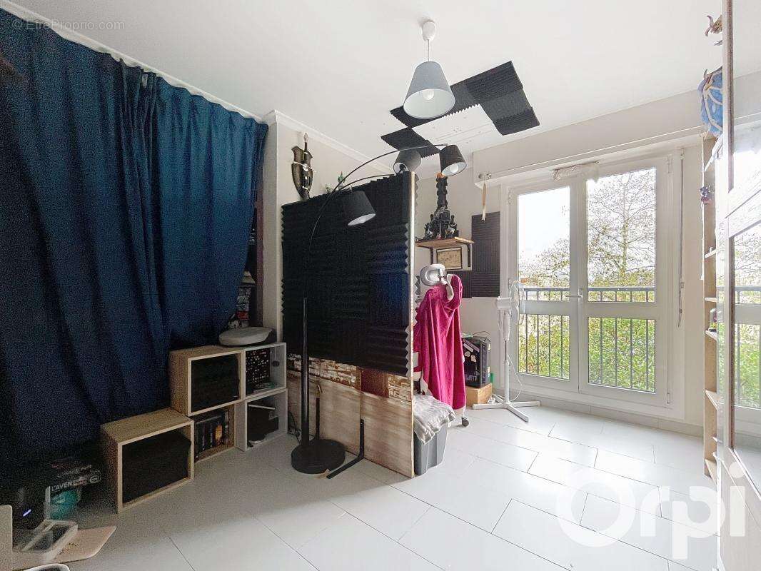 Appartement à LES ULIS