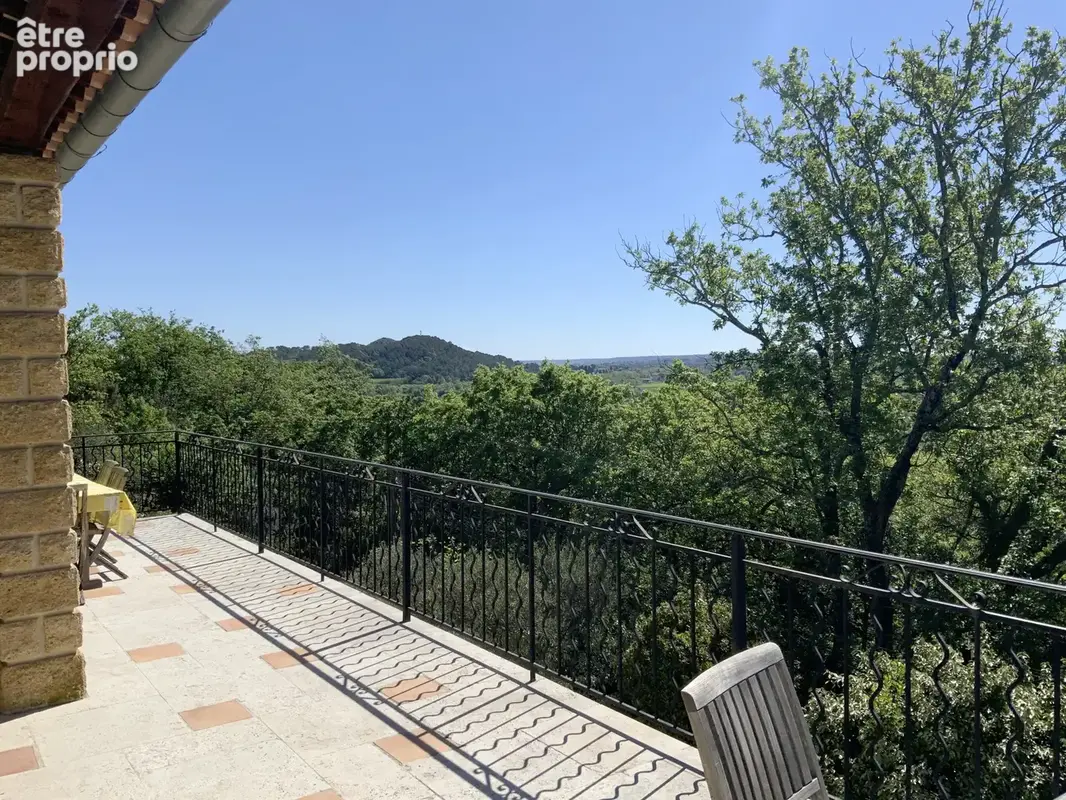 Villa avec vue imprenable à seulement 6 km d'Uzès. - photo 11