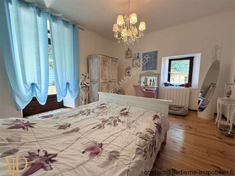Appartement à AUDIERNE