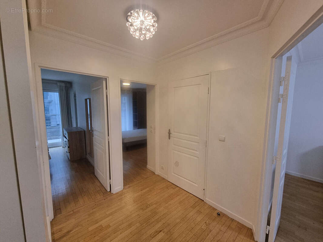 Appartement à LEVALLOIS-PERRET