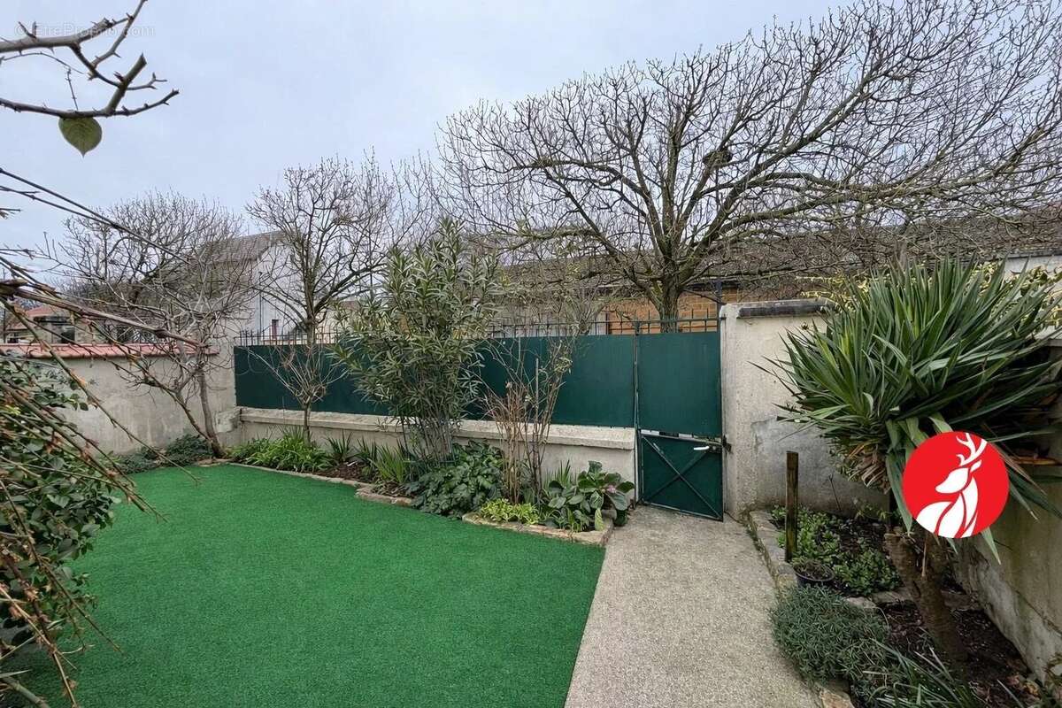 Maison à DAMMARIE-LES-LYS