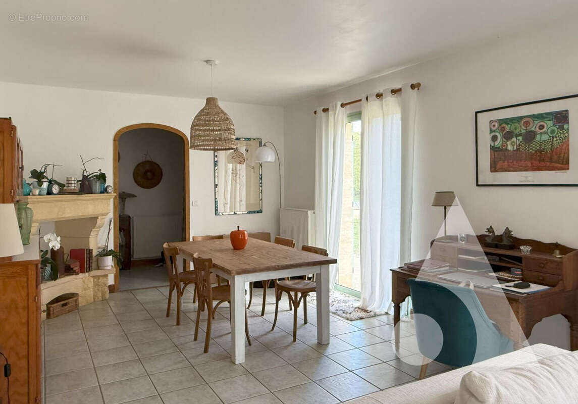 Maison à SAINT-CYBRANET