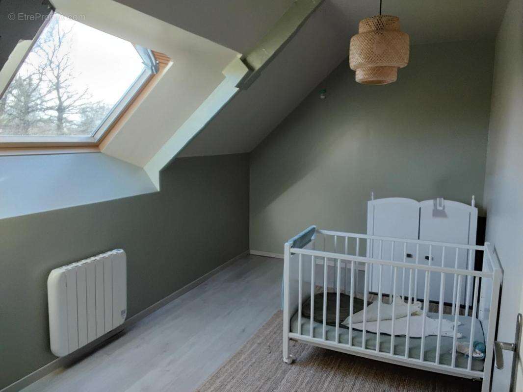 Maison à MINIAC-MORVAN