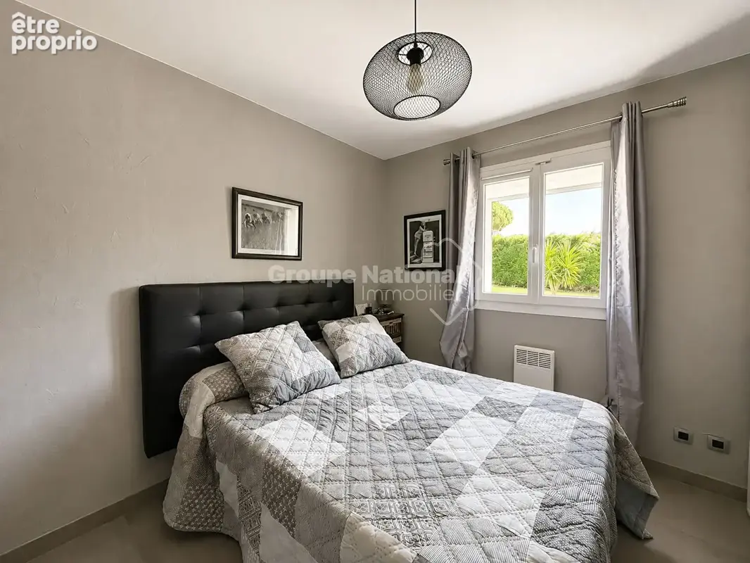 ENSUES LA REDONNE: Villa de type 4 de plain pied de 90 m2 sur un terrain de 620 m2. - photo 10