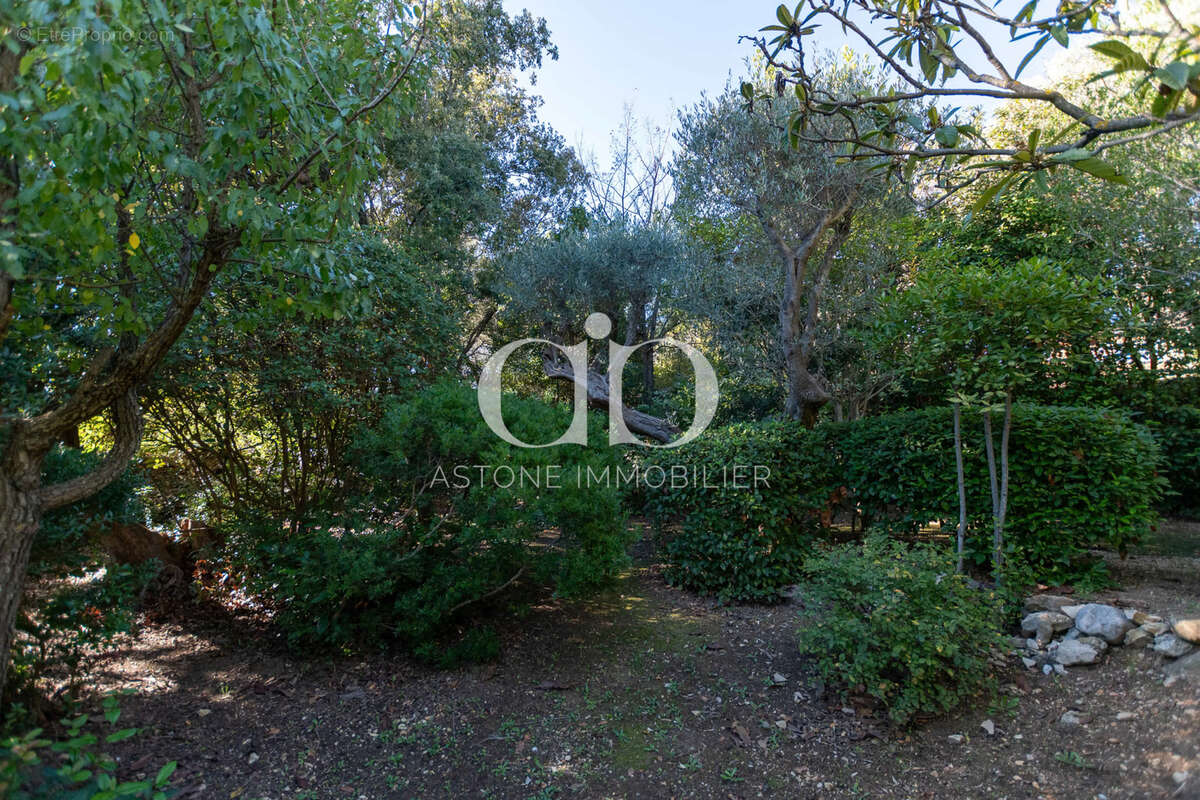 Maison à SANARY-SUR-MER