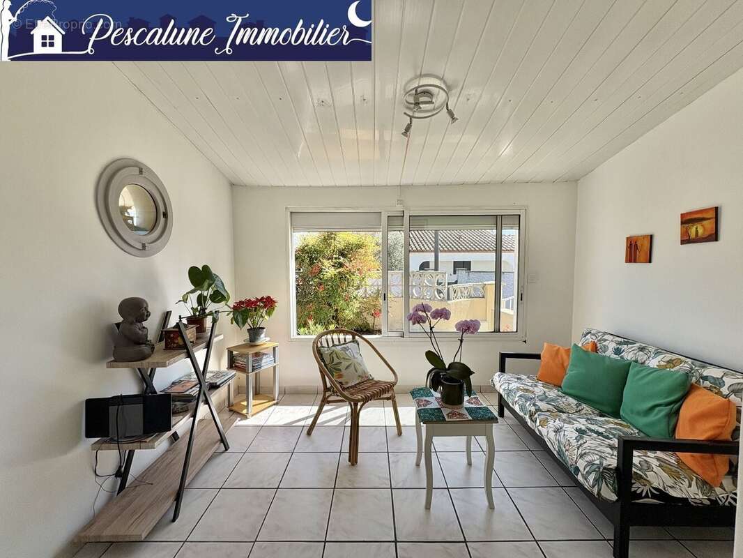 Maison à GALLARGUES-LE-MONTUEUX