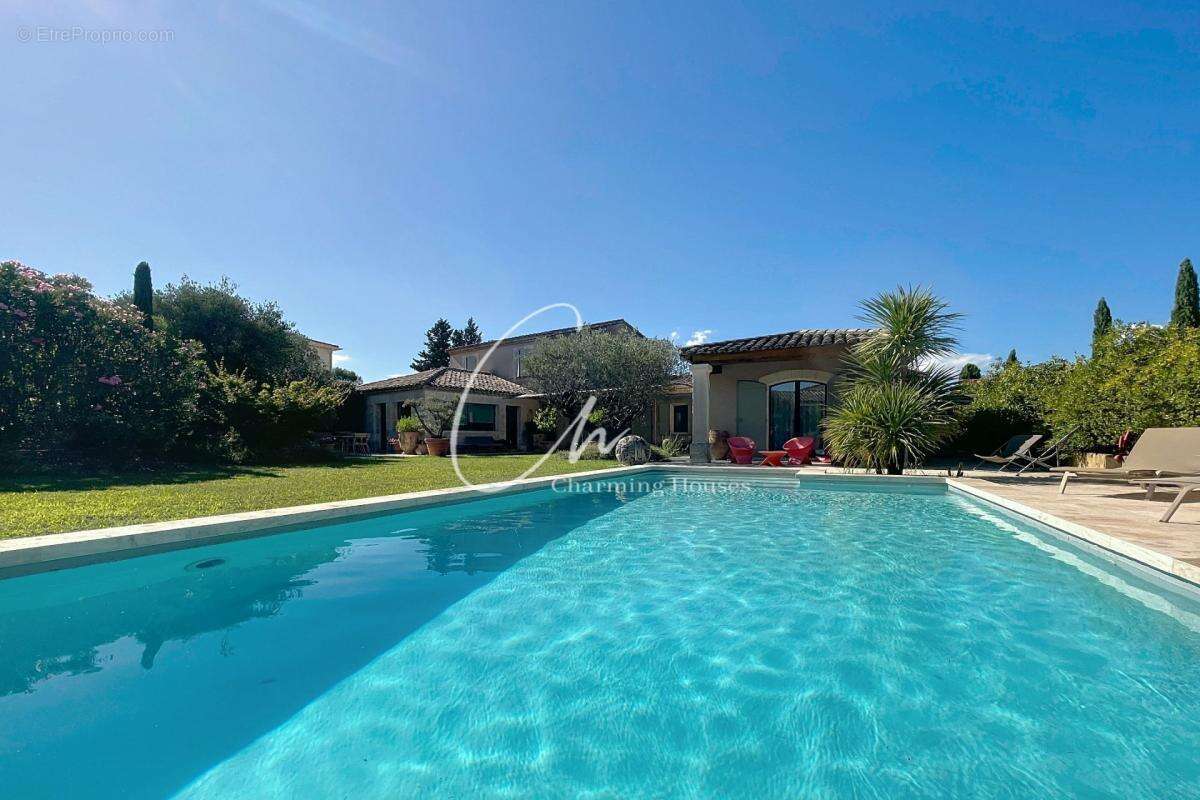 Maison à EYGALIERES