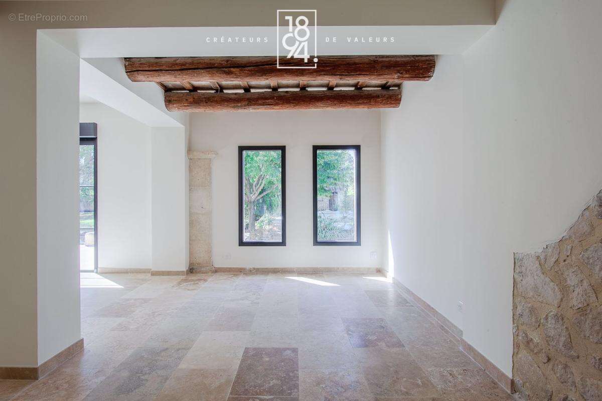 Bastide contemporaine avec dépendance jardin et piscine à Pernes les fontaines - photo 11