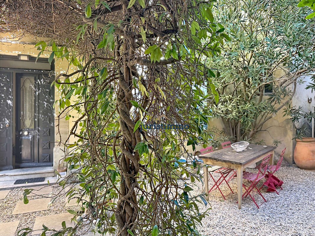 Maison à VAISON-LA-ROMAINE