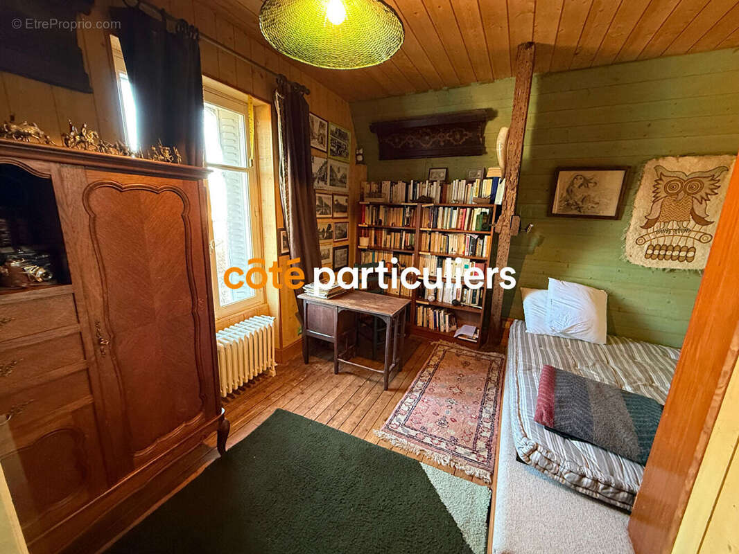 Maison à SAINT-AMAND-MONTROND