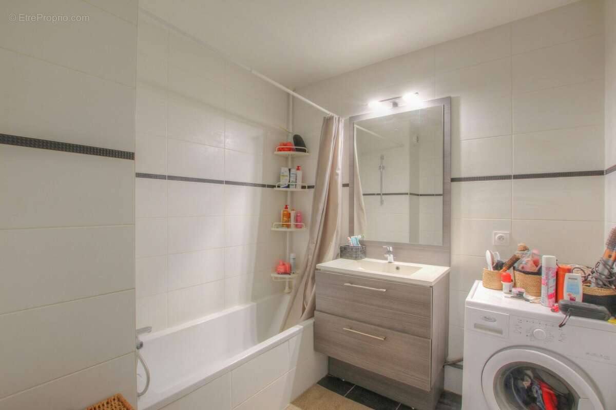 Appartement à PREVESSIN-MOENS