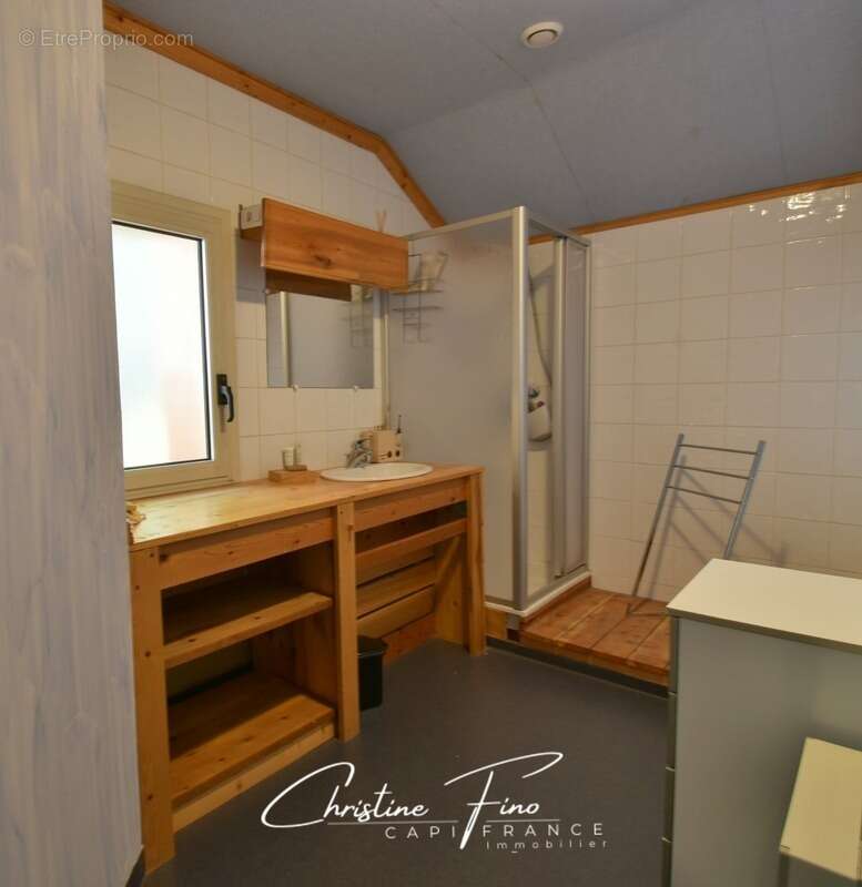 Maison à LA SALLE-LES-ALPES