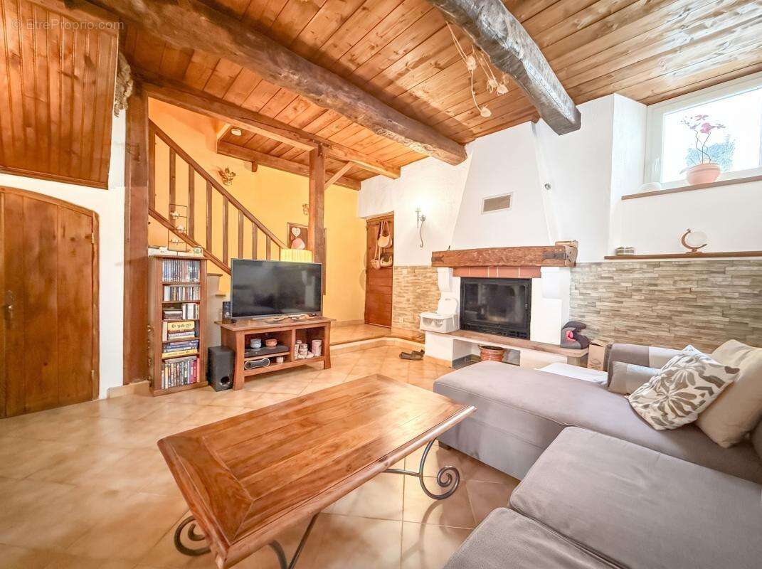 Maison À Vendre 4P 106 m² - photo 2