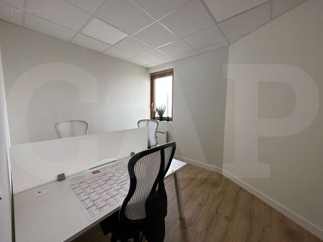 Commerce à CESSON-SEVIGNE