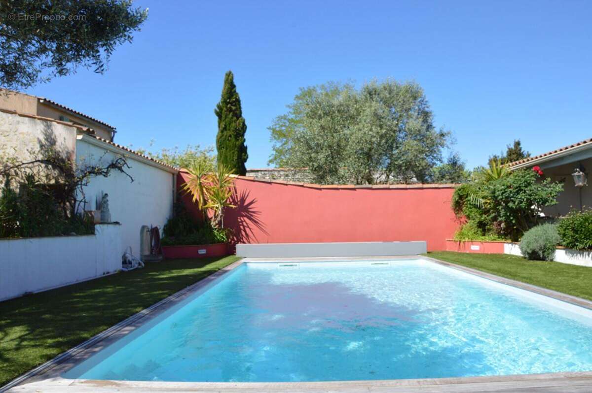 Belle grande maison avec dépendances 17 LA ROCHELLE MARSILLY - photo 16