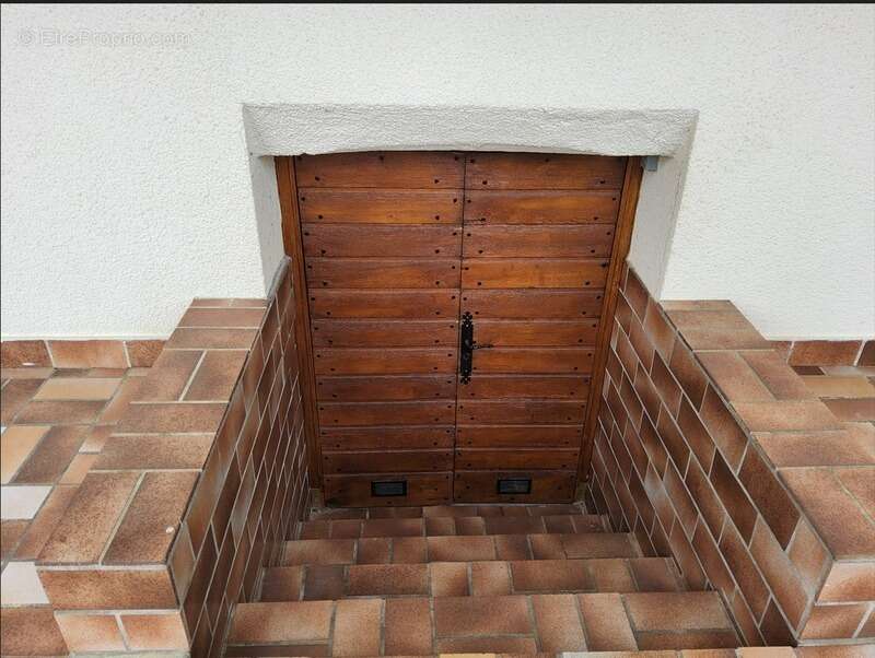 Maison à FRANGY-EN-BRESSE