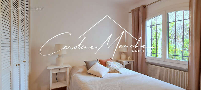 Maison à SAINT-MITRE-LES-REMPARTS