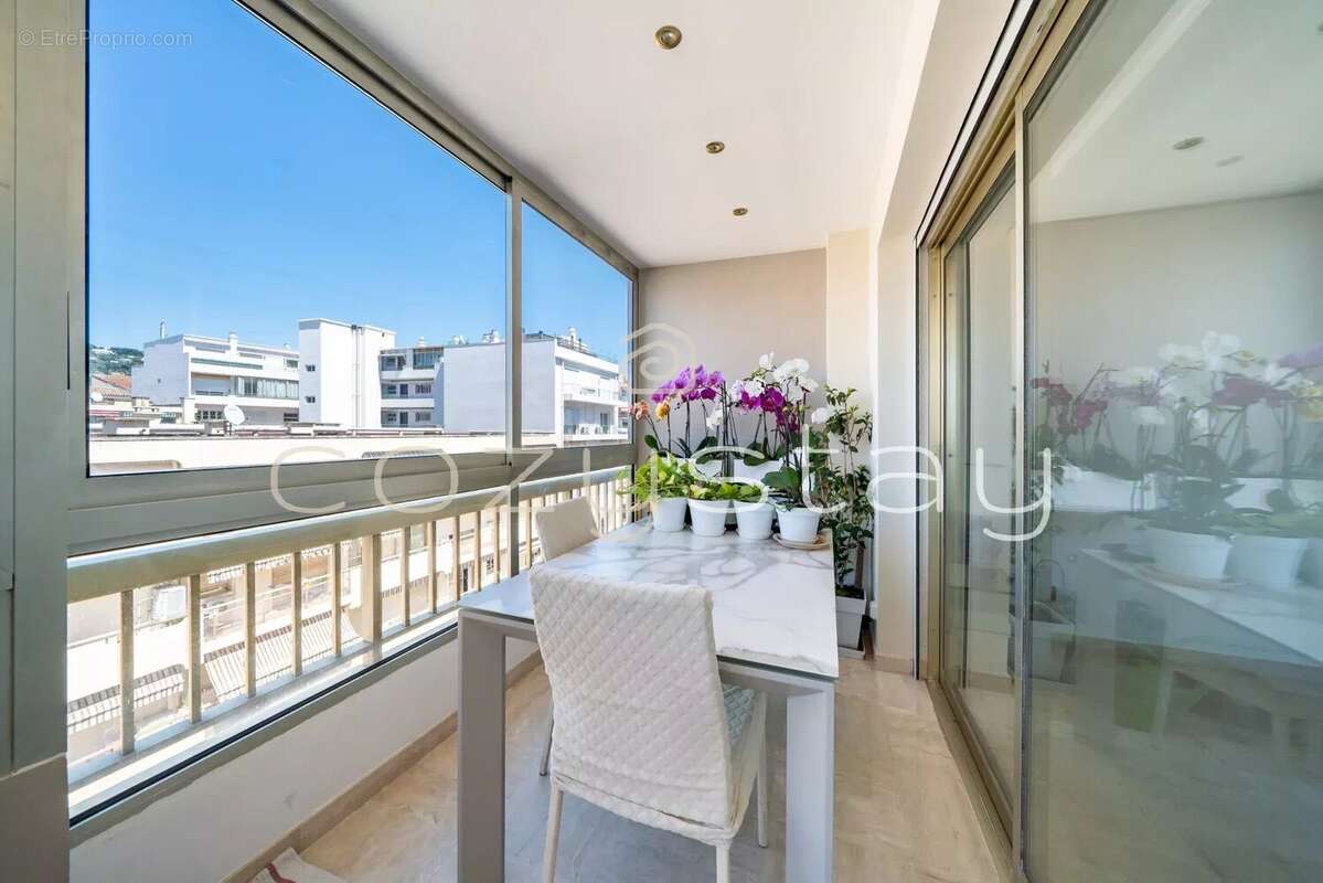 Appartement à CANNES