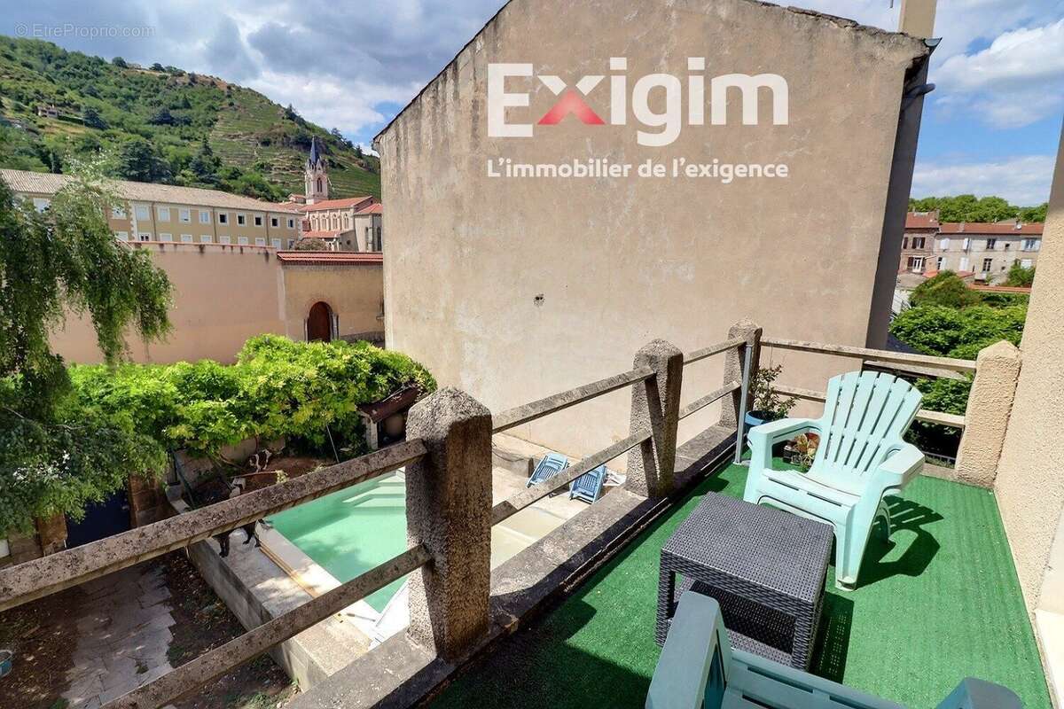 Maison à TOURNON-SUR-RHONE