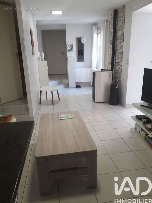 Photo 2 - Maison à ROQUEFORT-DES-CORBIERES