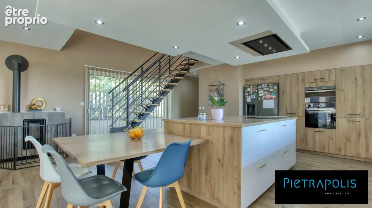 Maison 5 pièces 200 m² à vendre à Saint-Pierre-De-Boeuf (42520) - photo 9