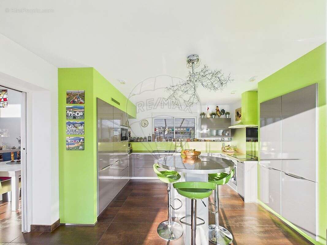 Maison à VAUX-SUR-MER