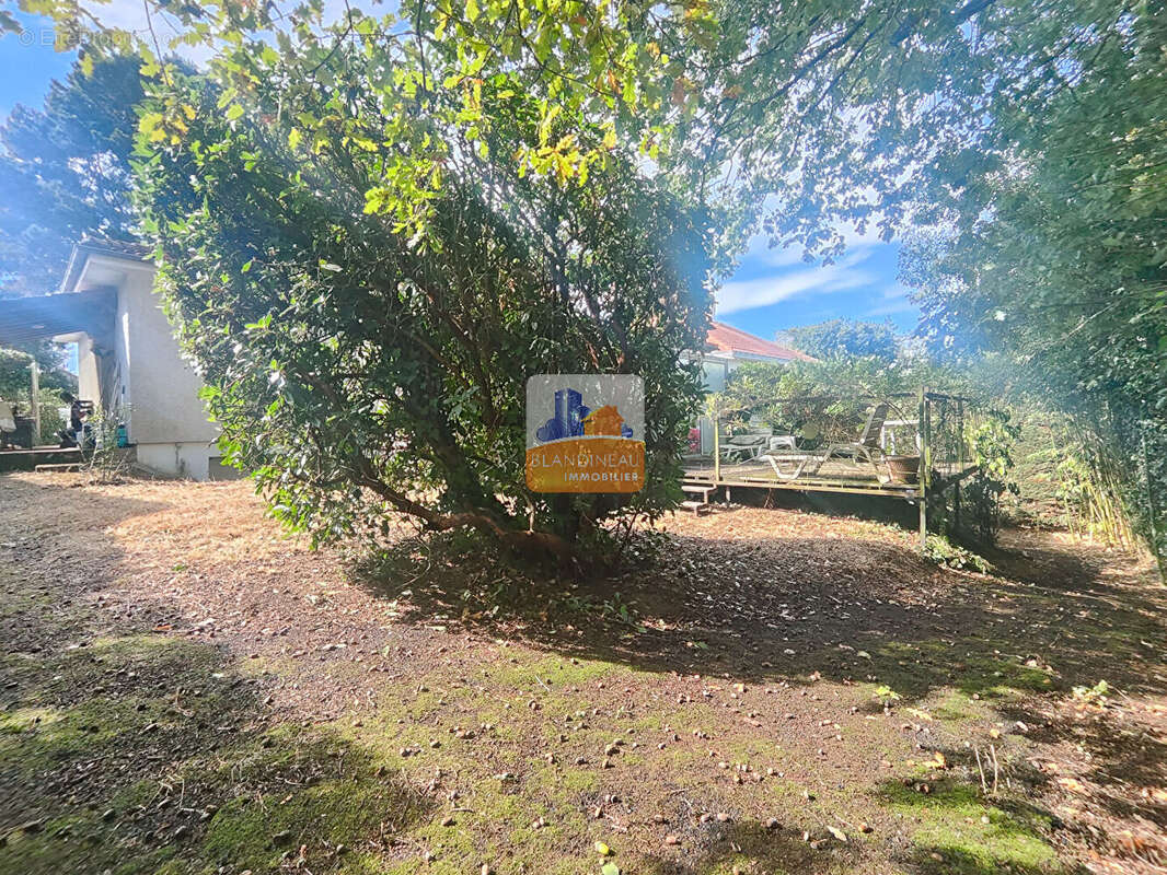 Maison à BOUGUENAIS