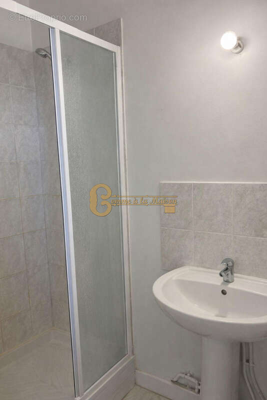 Appartement à MOUY