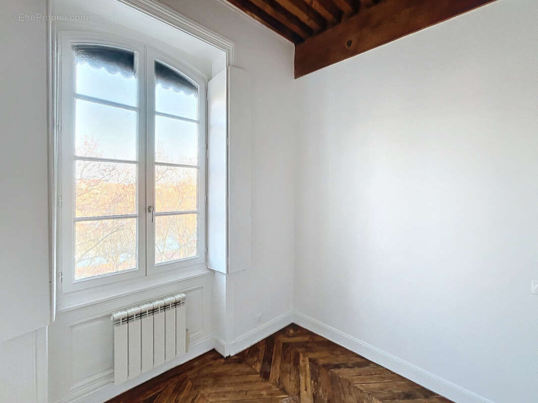 Appartement à LYON-1E
